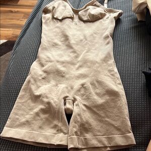 Seamless Tan Shapewear Bodysuit
